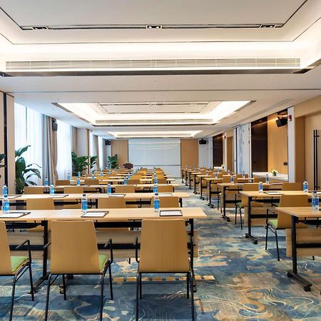 Hilton Garden Inn Shenzhen Nanshan Avenue ภายนอก รูปภาพ