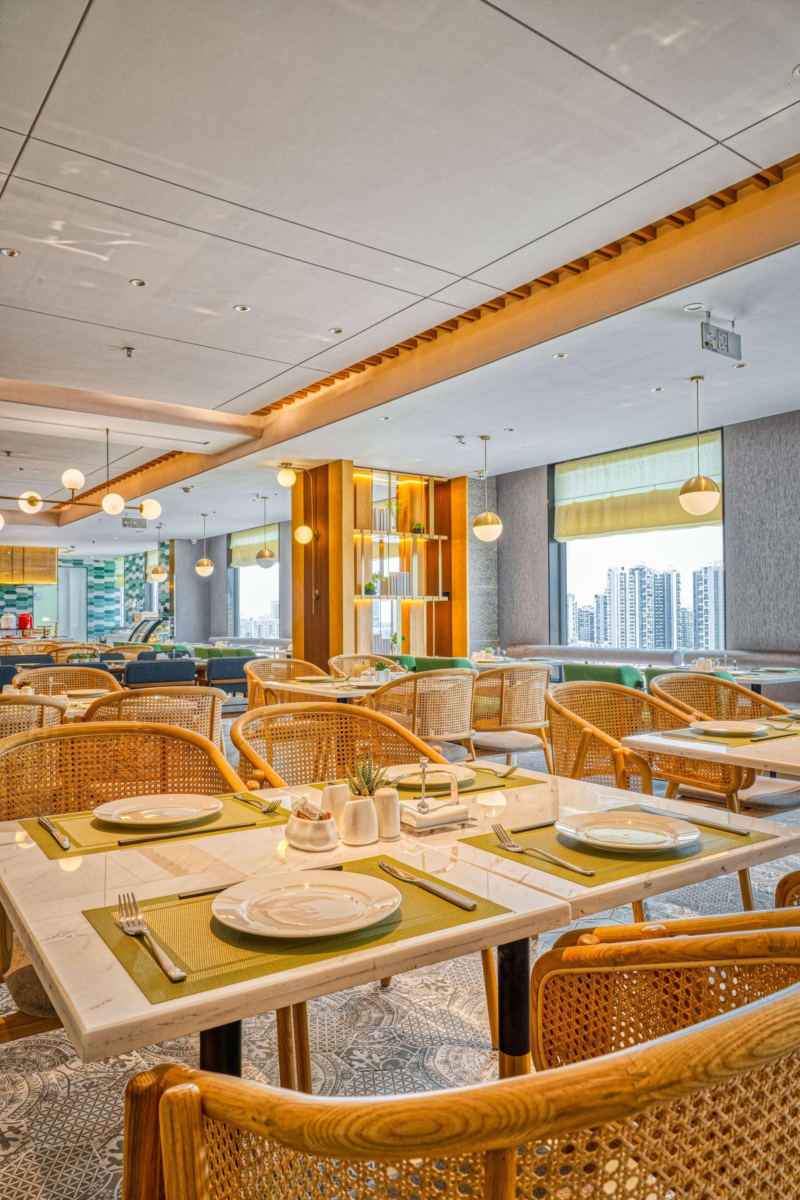 Hilton Garden Inn Shenzhen Nanshan Avenue ภายนอก รูปภาพ