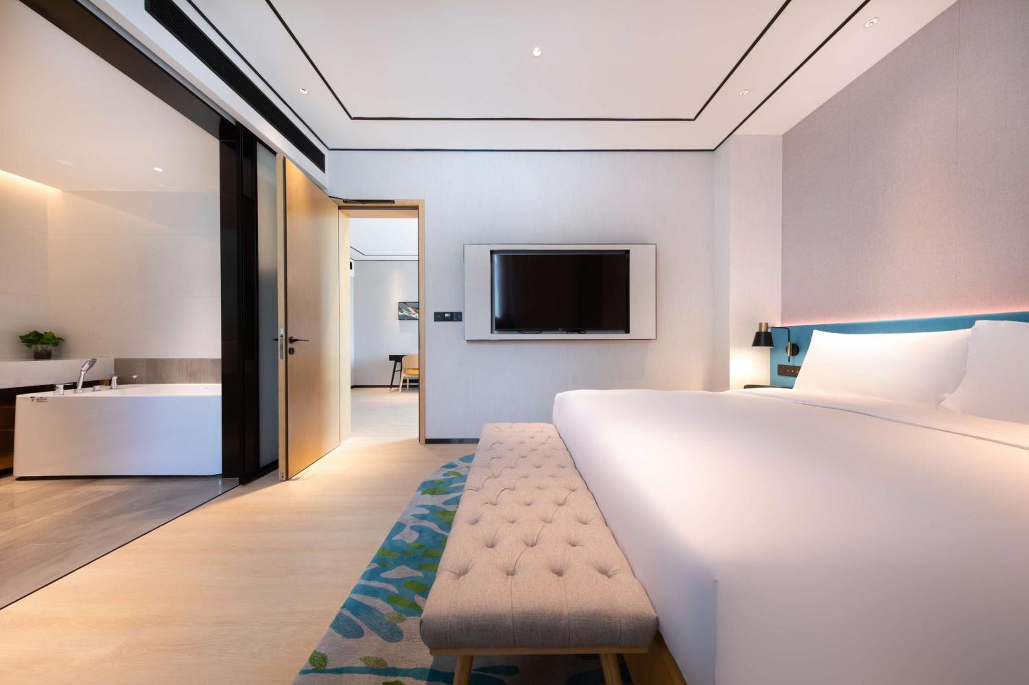 Hilton Garden Inn Shenzhen Nanshan Avenue ภายนอก รูปภาพ