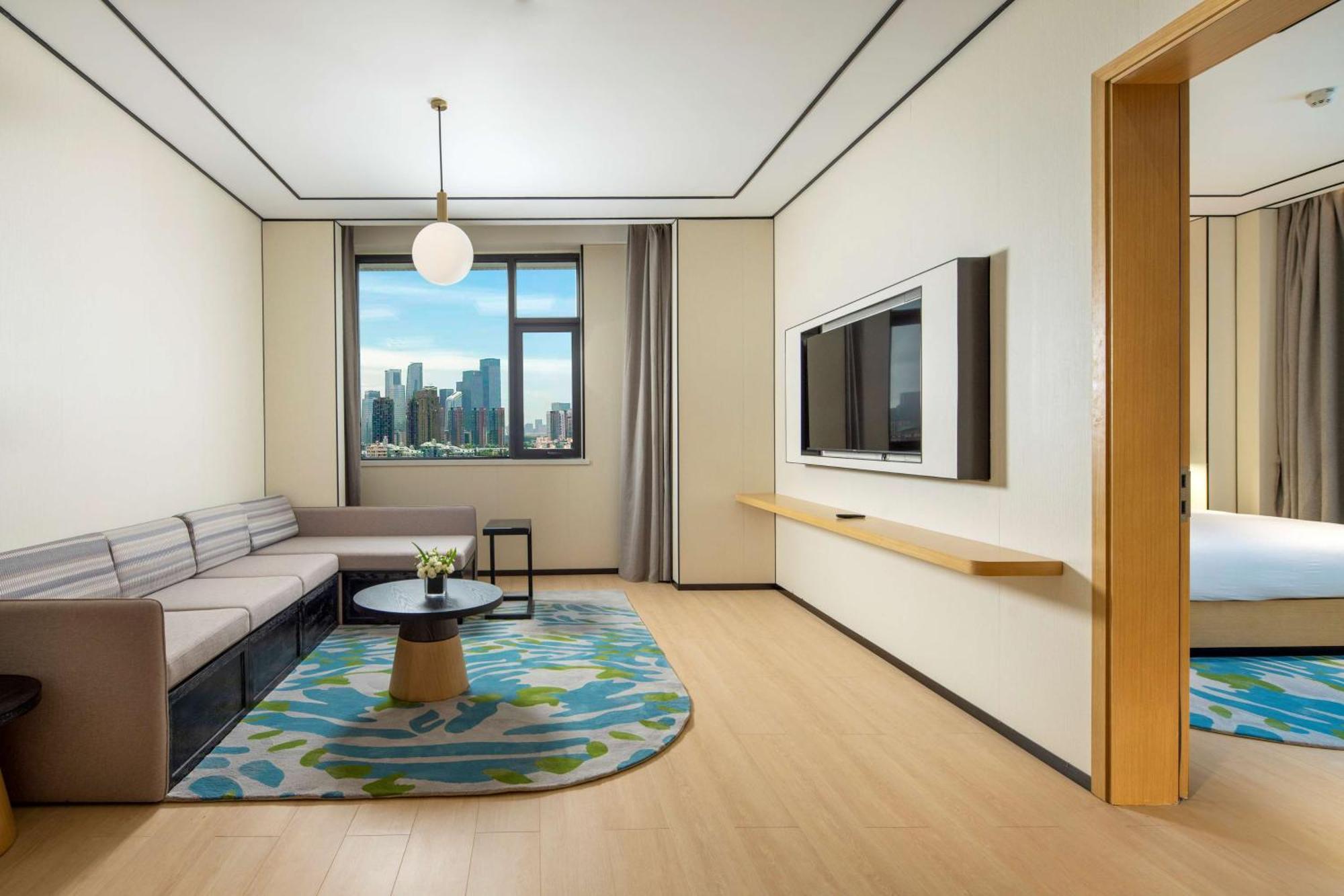 Hilton Garden Inn Shenzhen Nanshan Avenue ภายนอก รูปภาพ